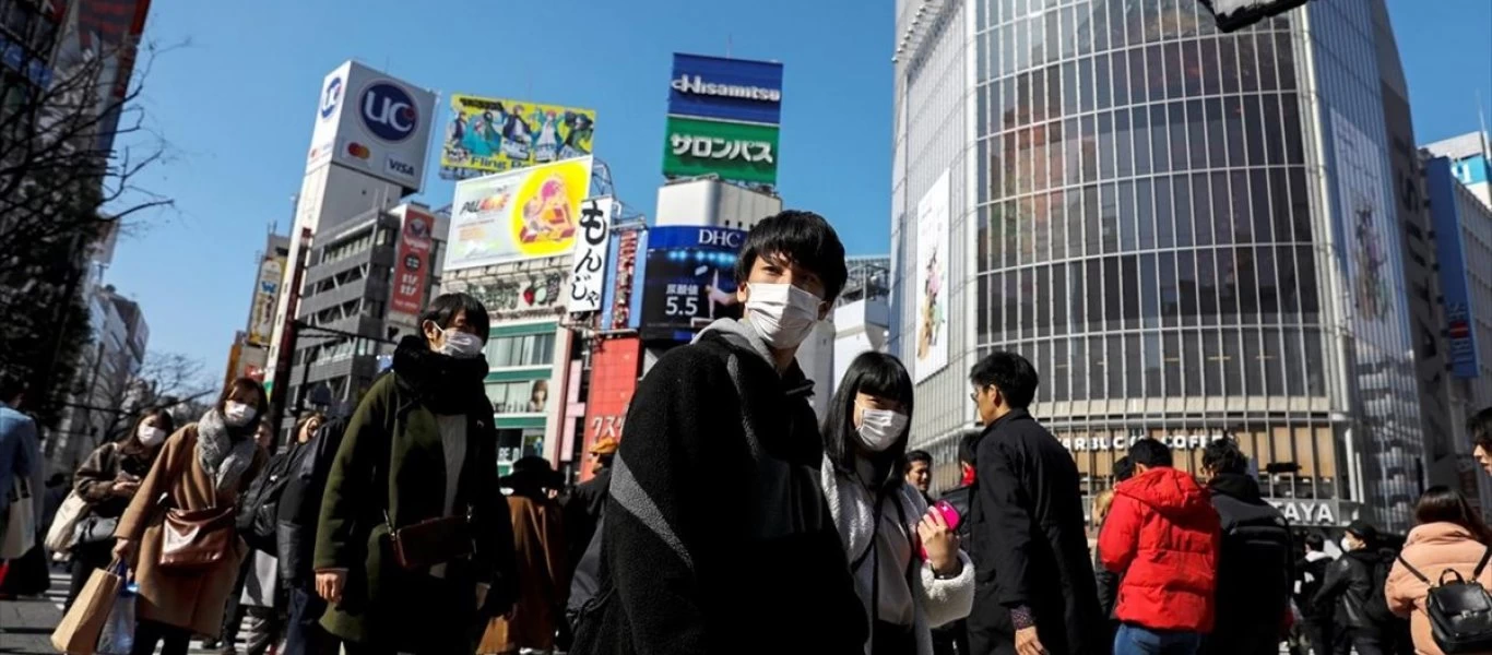 Λεφτά «με το τσουβάλι» στην Ιαπωνία για τον κορωνοϊό - Πακέτο ύψους 990 δισ. δολαρίων για τη στήριξη των πληγέντων